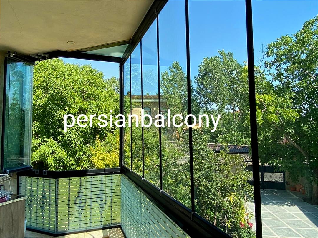 بالکن-شیشه-ای-تاشو